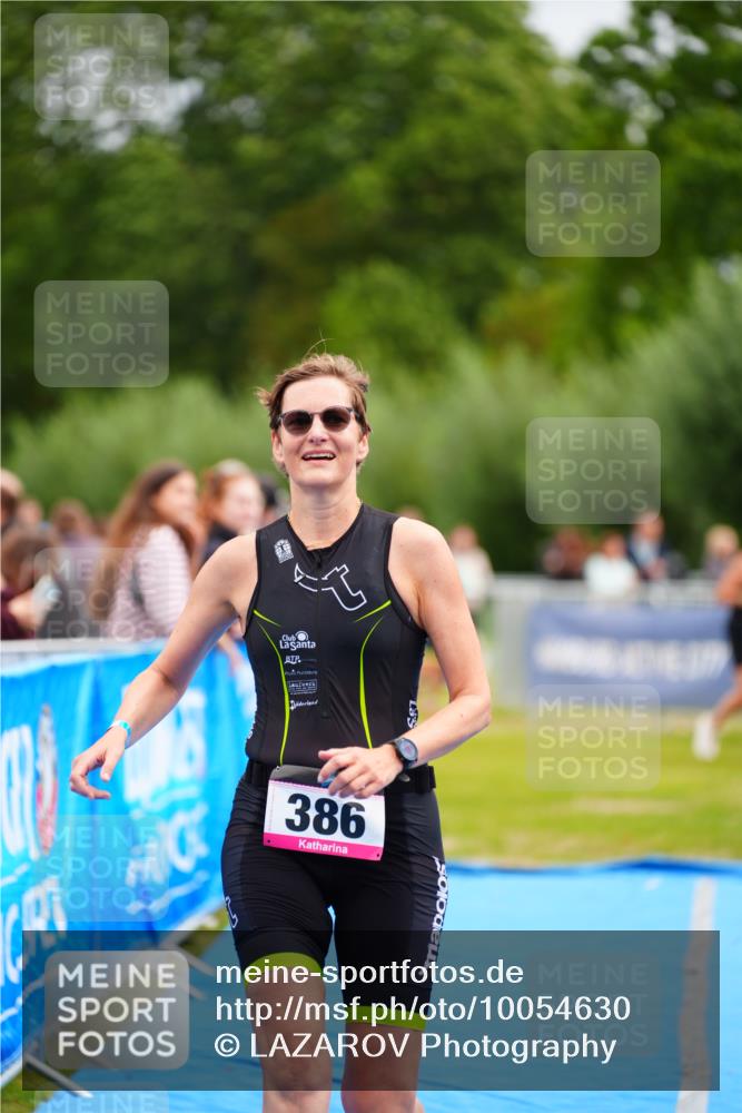 30.08.2026 - Elbe Triathlon Hamburg LAZAROV Photography http://msf.ph/oto/10054630 30.08.2026 10:57:21 Ziel 386 meine-sportfotos.de
