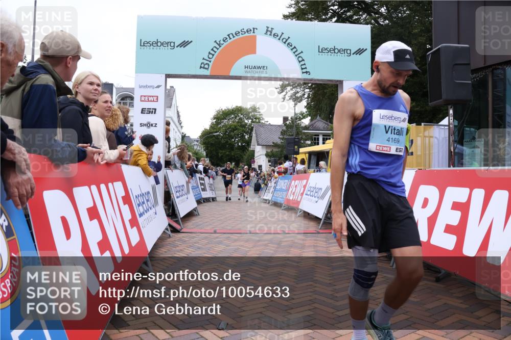 30.08.2026 - Blankeneser Heldenlauf Lena Gebhardt http://msf.ph/oto/10054633 30.08.2026 12:06:30 Ziel 2074, 2429, 2846, 2854, 4169 meine-sportfotos.de