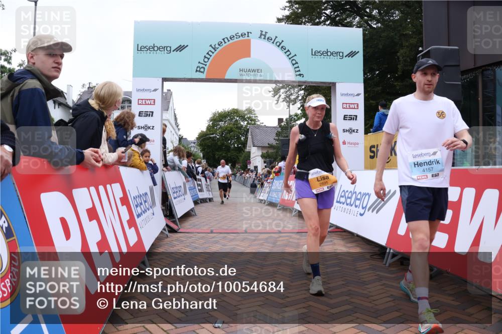30.08.2026 - Blankeneser Heldenlauf Lena Gebhardt http://msf.ph/oto/10054684 30.08.2026 12:06:37 Ziel 2370, 2854, 2895, 4157 meine-sportfotos.de