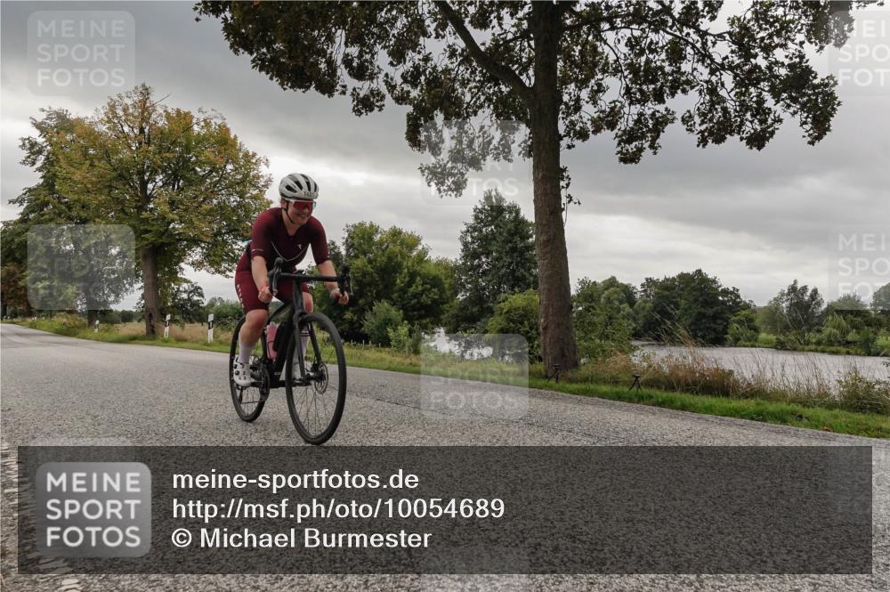 30.08.2026 - Elbe Triathlon Hamburg Michael Burmester http://msf.ph/oto/10054689 30.08.2026 11:10:15 Radfahren 1145, 1239, 1481 meine-sportfotos.de