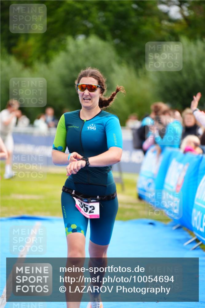 30.08.2026 - Elbe Triathlon Hamburg LAZAROV Photography http://msf.ph/oto/10054694 30.08.2026 10:58:30 Ziel 259, 352 meine-sportfotos.de