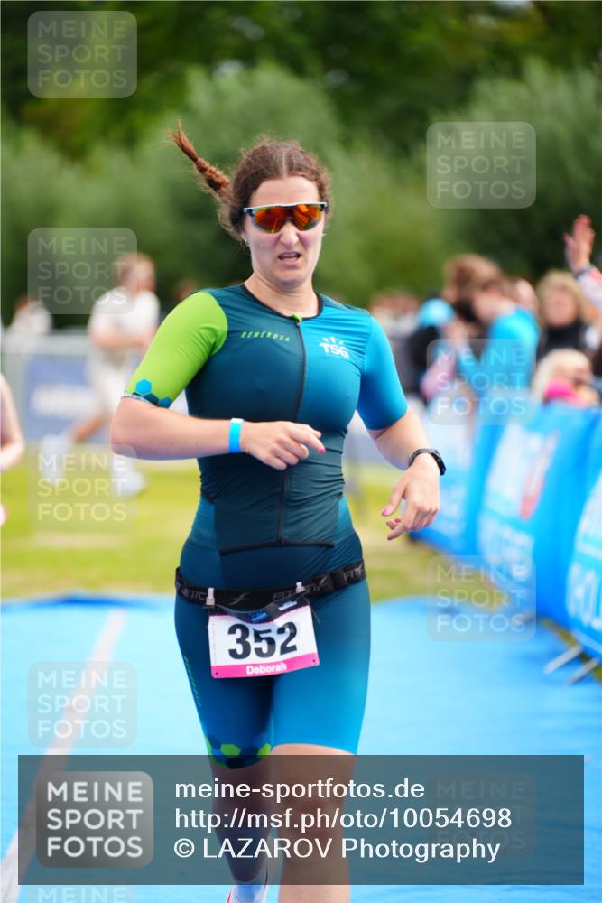 30.08.2026 - Elbe Triathlon Hamburg LAZAROV Photography http://msf.ph/oto/10054698 30.08.2026 10:58:30 Ziel 259, 352 meine-sportfotos.de