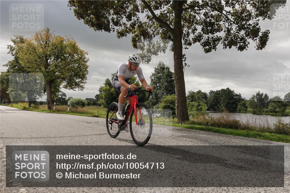 30.08.2026 - Elbe Triathlon Hamburg Michael Burmester http://msf.ph/oto/10054713 30.08.2026 11:11:41 Radfahren 1282, 1385 meine-sportfotos.de