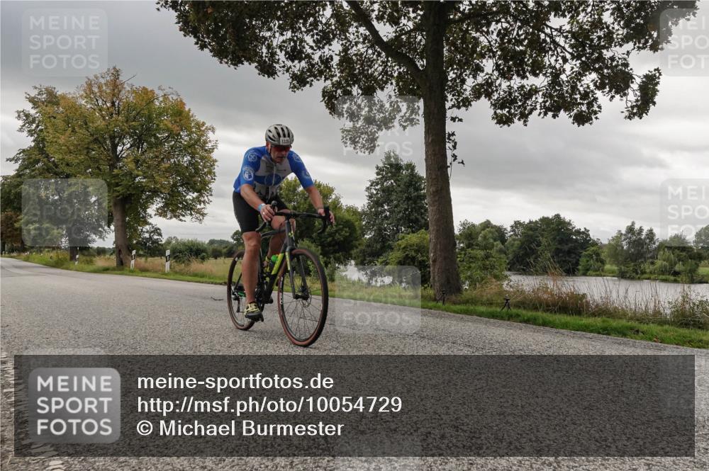 30.08.2026 - Elbe Triathlon Hamburg Michael Burmester http://msf.ph/oto/10054729 30.08.2026 11:12:20 Radfahren 1336, 1536, 1581 meine-sportfotos.de