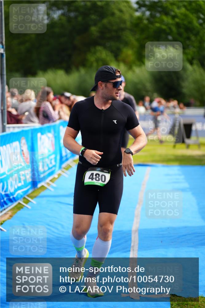 30.08.2026 - Elbe Triathlon Hamburg LAZAROV Photography http://msf.ph/oto/10054730 30.08.2026 10:58:44 Ziel 480, 588 meine-sportfotos.de