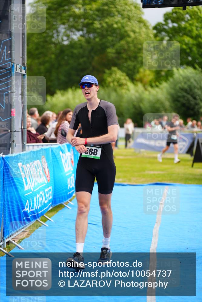 30.08.2026 - Elbe Triathlon Hamburg LAZAROV Photography http://msf.ph/oto/10054737 30.08.2026 10:58:46 Ziel 588 meine-sportfotos.de
