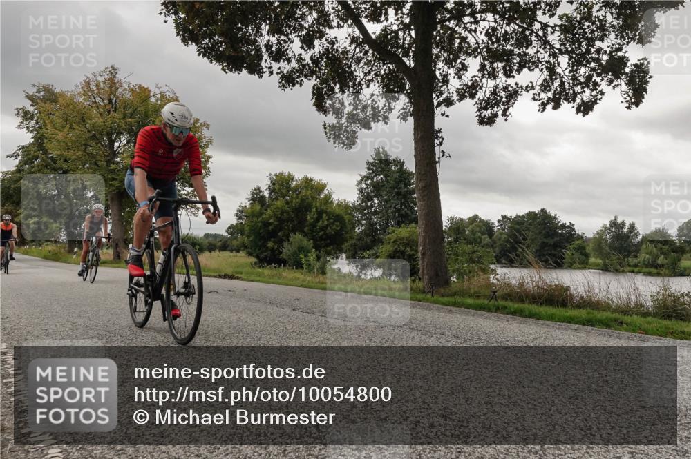 30.08.2026 - Elbe Triathlon Hamburg Michael Burmester http://msf.ph/oto/10054800 30.08.2026 11:13:51 Radfahren 1171, 1284, 1493, 1577 meine-sportfotos.de