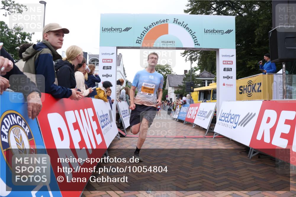 30.08.2026 - Blankeneser Heldenlauf Lena Gebhardt http://msf.ph/oto/10054804 30.08.2026 12:06:54 Ziel 2136, 2176, 4072, 4205 meine-sportfotos.de