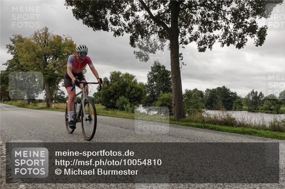 30.08.2026 - Elbe Triathlon Hamburg Michael Burmester http://msf.ph/oto/10054810 30.08.2026 11:14:09 Radfahren 1492, 1508 meine-sportfotos.de