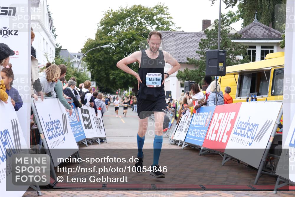 30.08.2026 - Blankeneser Heldenlauf Lena Gebhardt http://msf.ph/oto/10054846 30.08.2026 12:06:59 Ziel 2176, 4205, 4240 meine-sportfotos.de