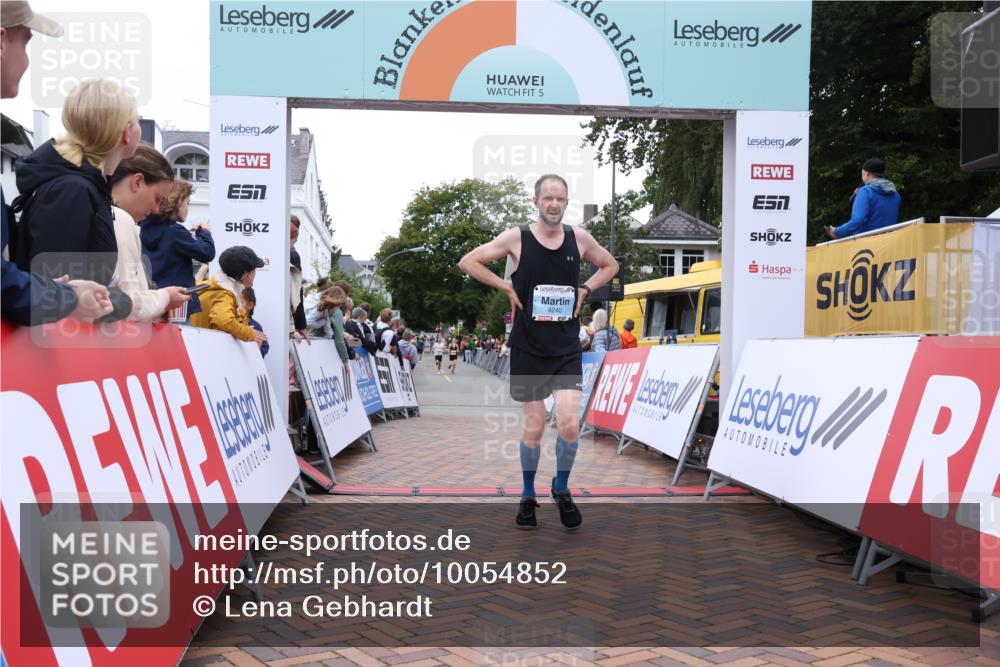 30.08.2026 - Blankeneser Heldenlauf Lena Gebhardt http://msf.ph/oto/10054852 30.08.2026 12:07:00 Ziel 2176, 4205, 4240 meine-sportfotos.de