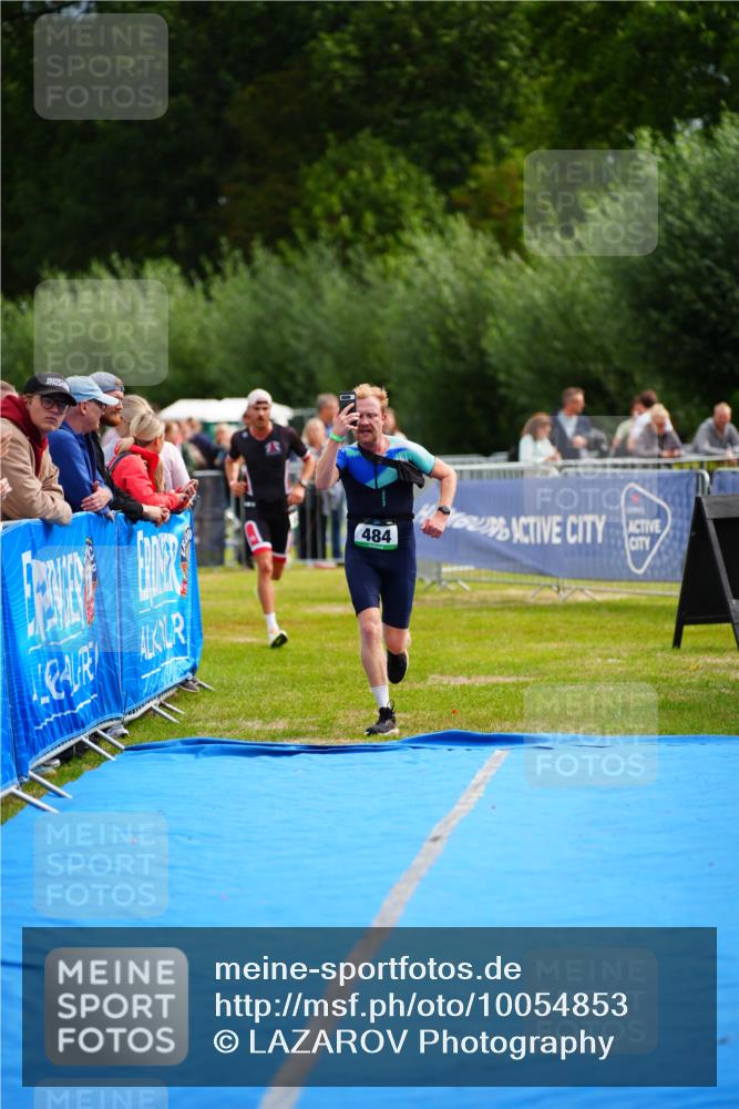 30.08.2026 - Elbe Triathlon Hamburg LAZAROV Photography http://msf.ph/oto/10054853 30.08.2026 10:59:32 Ziel 462, 467, 484 meine-sportfotos.de