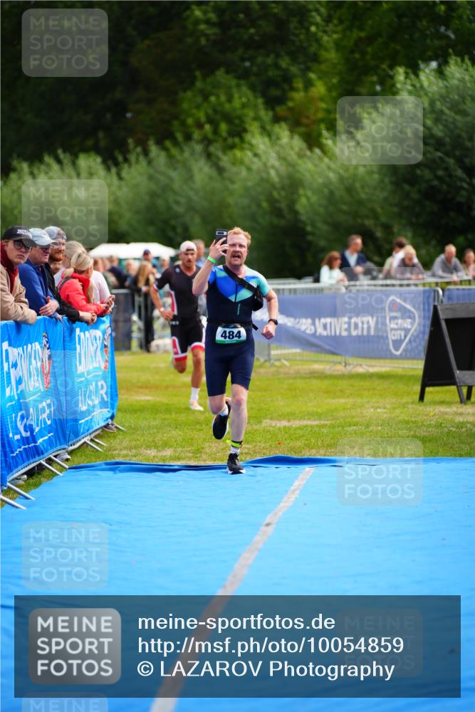 30.08.2026 - Elbe Triathlon Hamburg LAZAROV Photography http://msf.ph/oto/10054859 30.08.2026 10:59:33 Ziel 462, 467, 484 meine-sportfotos.de