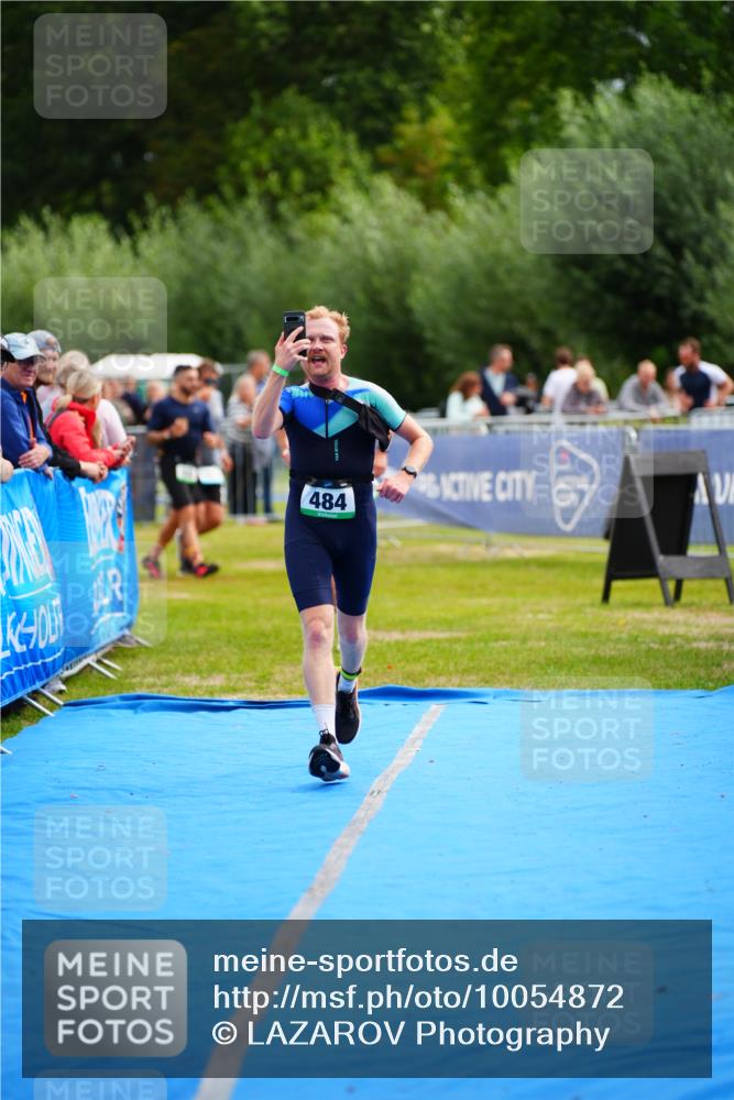 30.08.2026 - Elbe Triathlon Hamburg LAZAROV Photography http://msf.ph/oto/10054872 30.08.2026 10:59:34 Ziel 462, 467, 484 meine-sportfotos.de