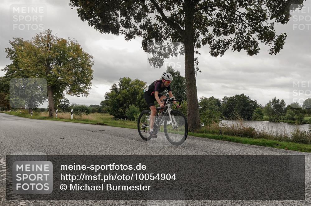 30.08.2026 - Elbe Triathlon Hamburg Michael Burmester http://msf.ph/oto/10054904 30.08.2026 11:17:19 Radfahren 888, 1175, 1415, 1487 meine-sportfotos.de