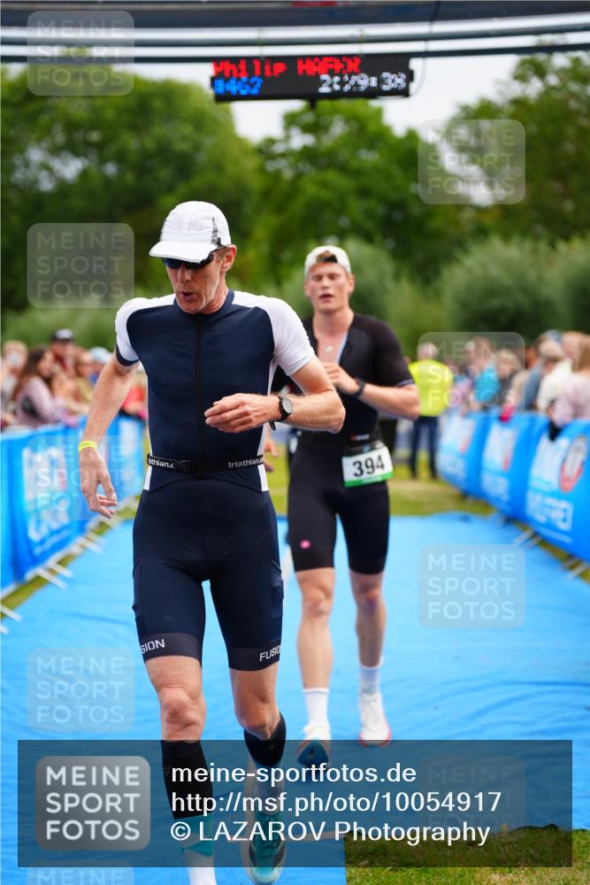 30.08.2026 - Elbe Triathlon Hamburg LAZAROV Photography http://msf.ph/oto/10054917 30.08.2026 10:59:50 Ziel 394, 634, 761 meine-sportfotos.de