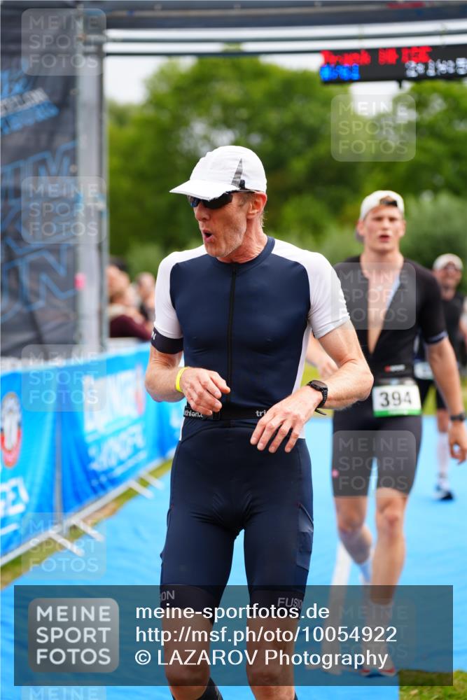30.08.2026 - Elbe Triathlon Hamburg LAZAROV Photography http://msf.ph/oto/10054922 30.08.2026 10:59:51 Ziel 394, 634, 761 meine-sportfotos.de