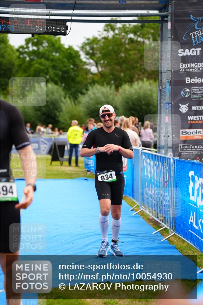 30.08.2026 - Elbe Triathlon Hamburg LAZAROV Photography http://msf.ph/oto/10054930 30.08.2026 10:59:53 Ziel 394, 634 meine-sportfotos.de