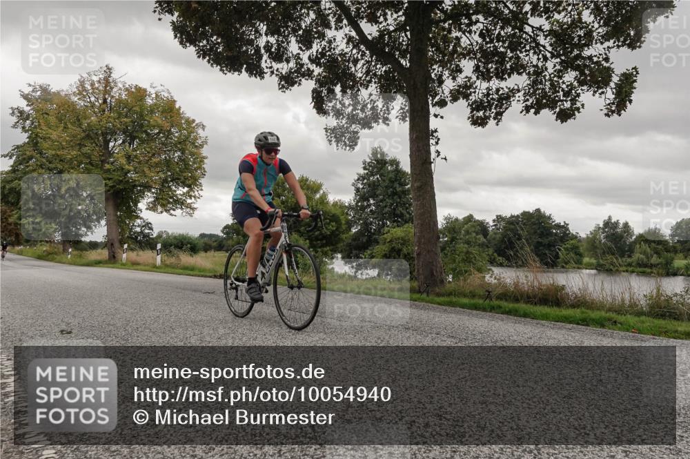 30.08.2026 - Elbe Triathlon Hamburg Michael Burmester http://msf.ph/oto/10054940 30.08.2026 11:18:32 Radfahren 1426, 1495, 1504, 1527, 1541, 1703 meine-sportfotos.de