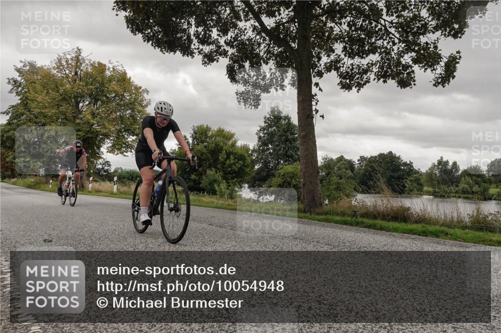 30.08.2026 - Elbe Triathlon Hamburg Michael Burmester http://msf.ph/oto/10054948 30.08.2026 11:18:46 Radfahren 1333, 1512, 1542, 1689 meine-sportfotos.de