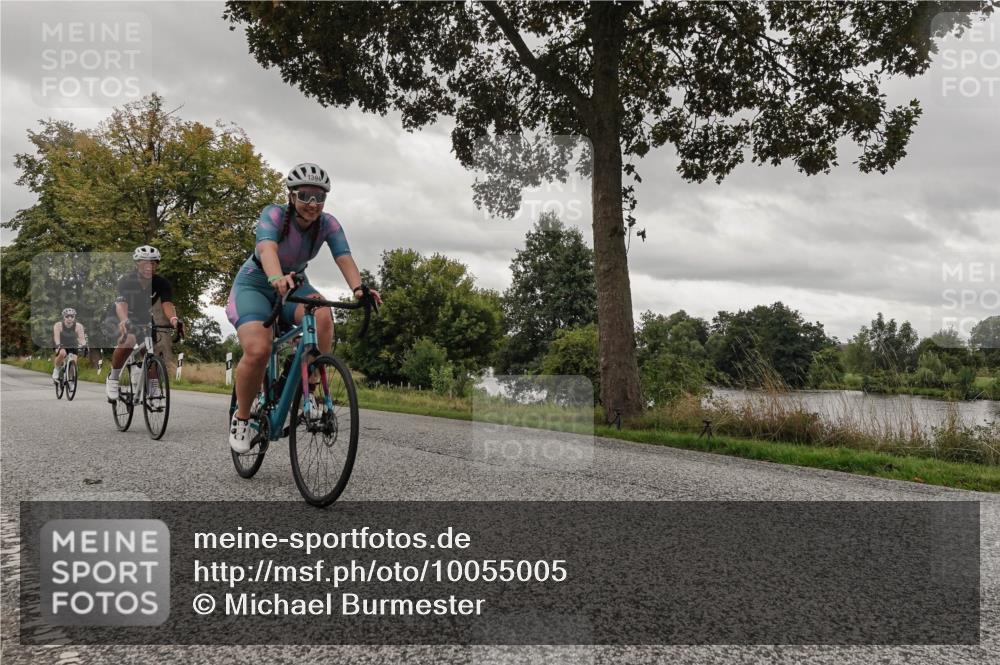 30.08.2026 - Elbe Triathlon Hamburg Michael Burmester http://msf.ph/oto/10055005 30.08.2026 11:20:45 Radfahren 1393, 1394, 1482, 1524, 1687 meine-sportfotos.de
