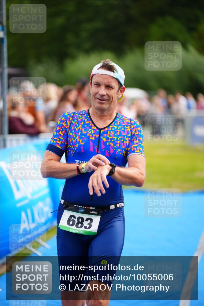 30.08.2026 - Elbe Triathlon Hamburg LAZAROV Photography http://msf.ph/oto/10055006 30.08.2026 11:00:27 Ziel 683 meine-sportfotos.de