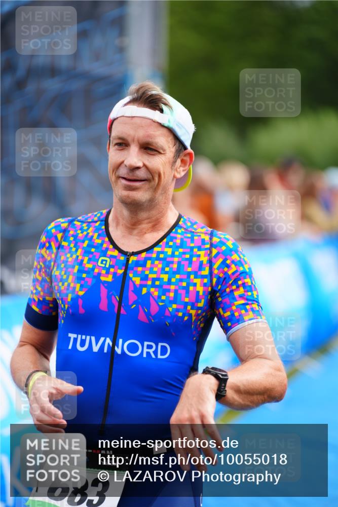 30.08.2026 - Elbe Triathlon Hamburg LAZAROV Photography http://msf.ph/oto/10055018 30.08.2026 11:00:28 Ziel 683 meine-sportfotos.de