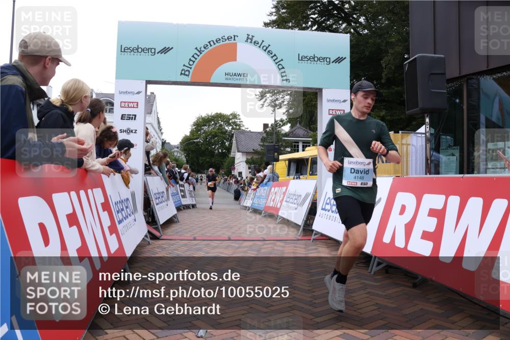 30.08.2026 - Blankeneser Heldenlauf Lena Gebhardt http://msf.ph/oto/10055025 30.08.2026 12:07:40 Ziel 2722, 4148 meine-sportfotos.de