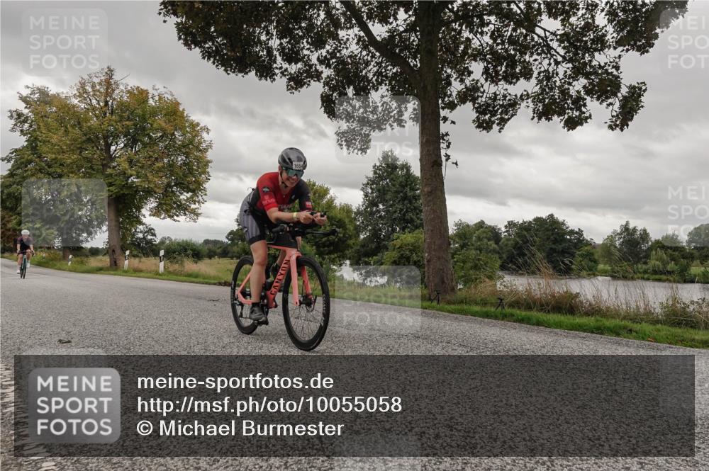 30.08.2026 - Elbe Triathlon Hamburg Michael Burmester http://msf.ph/oto/10055058 30.08.2026 11:22:20 Radfahren 1387, 1654 meine-sportfotos.de