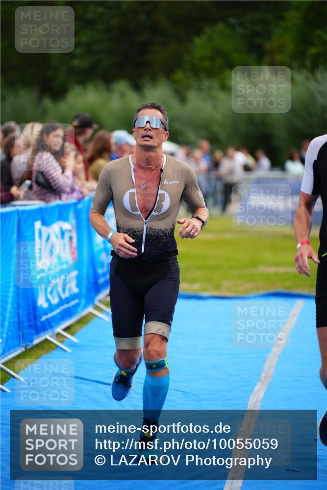 30.08.2026 - Elbe Triathlon Hamburg LAZAROV Photography http://msf.ph/oto/10055059 30.08.2026 11:00:44 Ziel 248, 584 meine-sportfotos.de