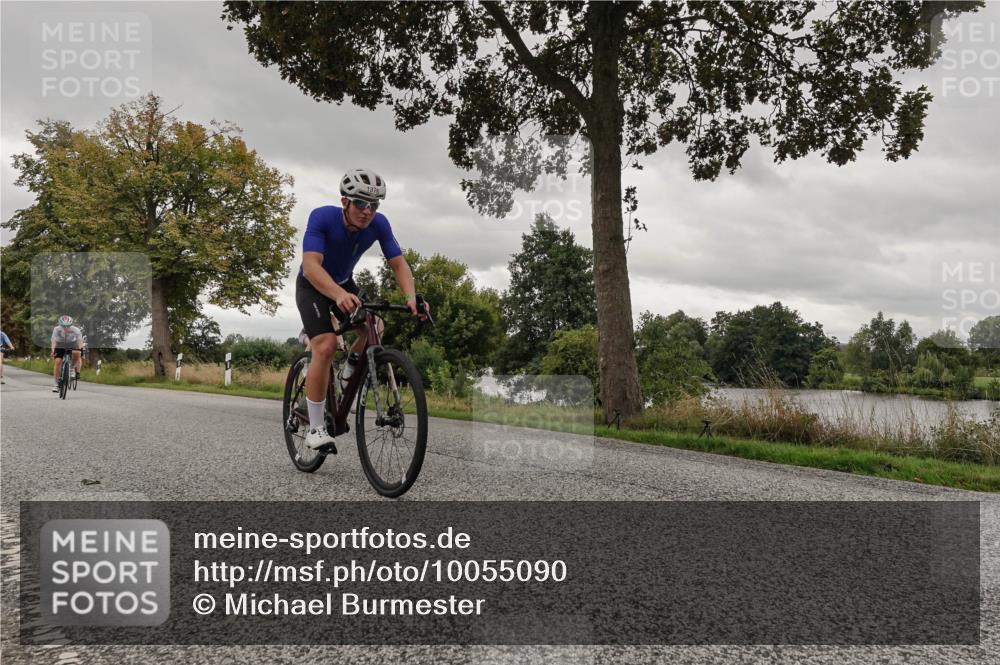 30.08.2026 - Elbe Triathlon Hamburg Michael Burmester http://msf.ph/oto/10055090 30.08.2026 11:23:21 Radfahren 1376, 1428, 1626, 1631, 1694 meine-sportfotos.de