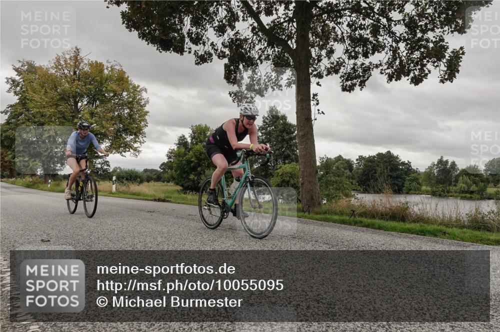 30.08.2026 - Elbe Triathlon Hamburg Michael Burmester http://msf.ph/oto/10055095 30.08.2026 11:23:23 Radfahren 1376, 1428, 1626, 1631, 1694 meine-sportfotos.de