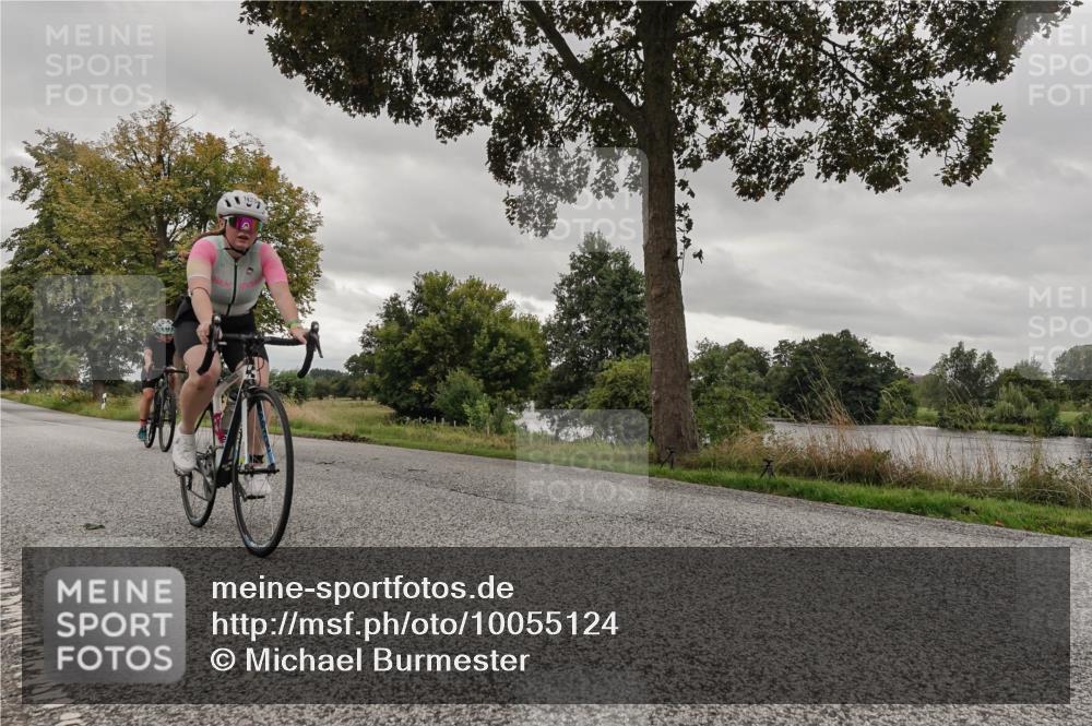 30.08.2026 - Elbe Triathlon Hamburg Michael Burmester http://msf.ph/oto/10055124 30.08.2026 11:25:11 Radfahren 1425, 1600, 1635, 1668, 1673, 1712 meine-sportfotos.de