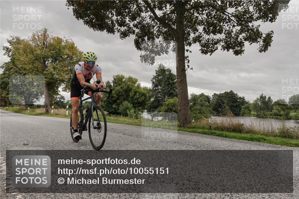 30.08.2026 - Elbe Triathlon Hamburg Michael Burmester http://msf.ph/oto/10055151 30.08.2026 11:26:00 Radfahren 1355, 1603 meine-sportfotos.de