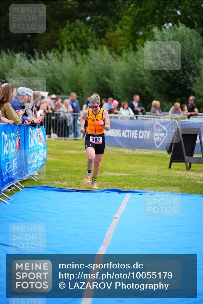 30.08.2026 - Elbe Triathlon Hamburg LAZAROV Photography http://msf.ph/oto/10055179 30.08.2026 11:02:09 Ziel 363 meine-sportfotos.de