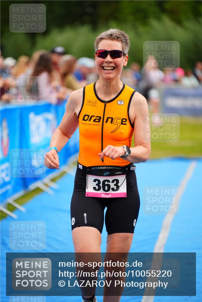 30.08.2026 - Elbe Triathlon Hamburg LAZAROV Photography http://msf.ph/oto/10055220 30.08.2026 11:02:13 Ziel 363, 501, 732 meine-sportfotos.de