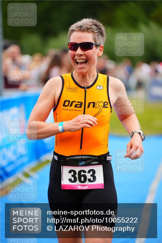 30.08.2026 - Elbe Triathlon Hamburg LAZAROV Photography http://msf.ph/oto/10055222 30.08.2026 11:02:14 Ziel 363, 501, 732 meine-sportfotos.de