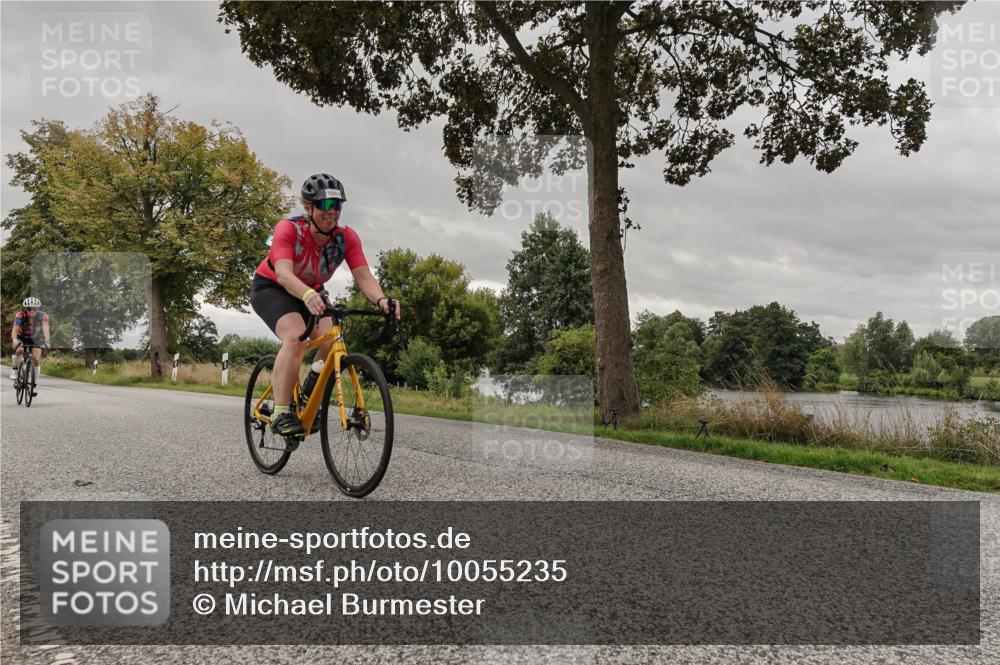 30.08.2026 - Elbe Triathlon Hamburg Michael Burmester http://msf.ph/oto/10055235 30.08.2026 11:27:52 Radfahren 1458, 1466, 1661, 1704, 1711 meine-sportfotos.de