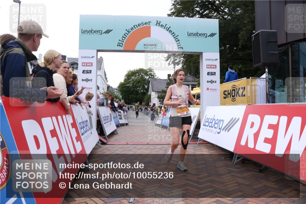 30.08.2026 - Blankeneser Heldenlauf Lena Gebhardt http://msf.ph/oto/10055236 30.08.2026 12:08:14 Ziel 2037, 2521, 4158 meine-sportfotos.de