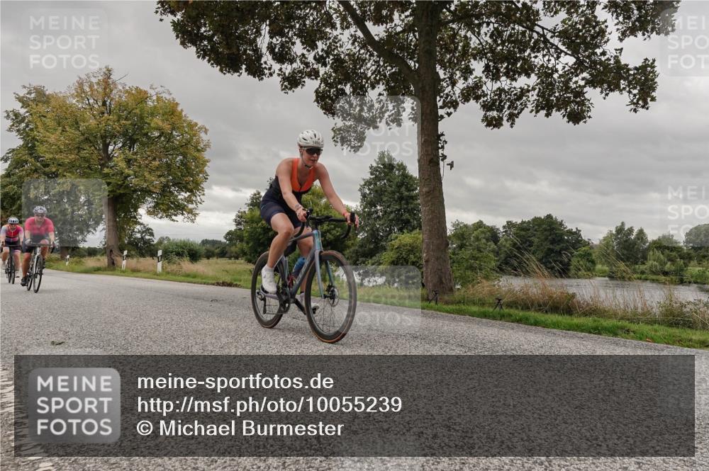30.08.2026 - Elbe Triathlon Hamburg Michael Burmester http://msf.ph/oto/10055239 30.08.2026 11:28:00 Radfahren 1466, 1606, 1614, 1616, 1693 meine-sportfotos.de