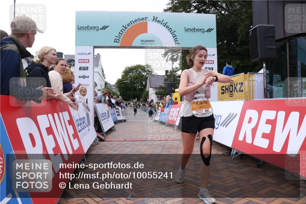 30.08.2026 - Blankeneser Heldenlauf Lena Gebhardt http://msf.ph/oto/10055241 30.08.2026 12:08:15 Ziel 2037, 2521, 4158 meine-sportfotos.de