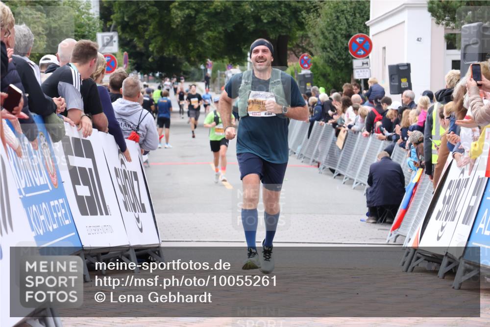 30.08.2026 - Blankeneser Heldenlauf Lena Gebhardt http://msf.ph/oto/10055261 30.08.2026 12:08:19 Ziel 2037, 2625 meine-sportfotos.de