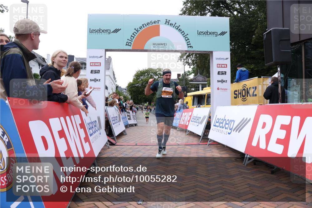 30.08.2026 - Blankeneser Heldenlauf Lena Gebhardt http://msf.ph/oto/10055282 30.08.2026 12:08:23 Ziel 2625 meine-sportfotos.de