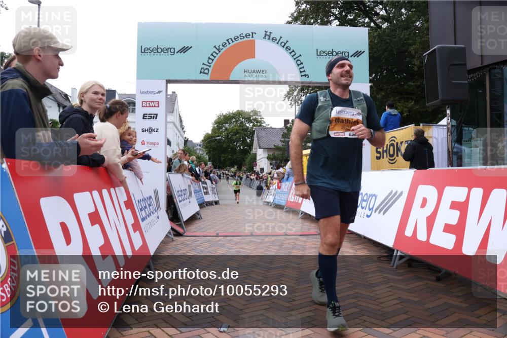 30.08.2026 - Blankeneser Heldenlauf Lena Gebhardt http://msf.ph/oto/10055293 30.08.2026 12:08:24 Ziel 2625 meine-sportfotos.de