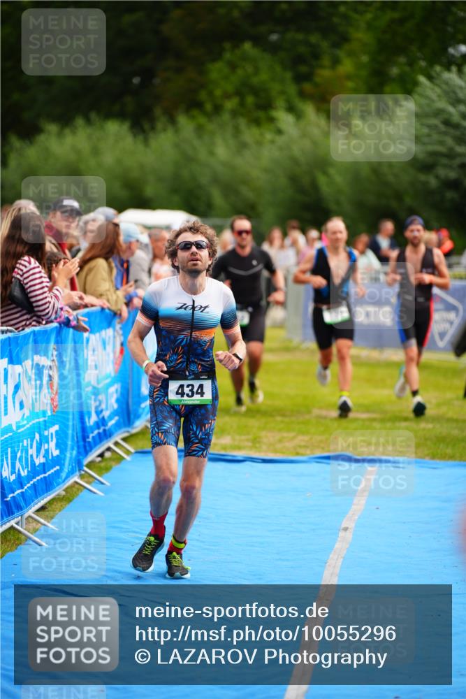30.08.2026 - Elbe Triathlon Hamburg LAZAROV Photography http://msf.ph/oto/10055296 30.08.2026 11:02:34 Ziel 434, 552, 597, 637, 739, 1116 meine-sportfotos.de