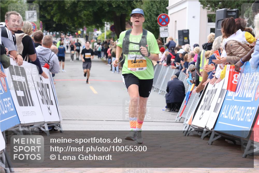 30.08.2026 - Blankeneser Heldenlauf Lena Gebhardt http://msf.ph/oto/10055300 30.08.2026 12:08:27 Ziel 2625, 2723 meine-sportfotos.de