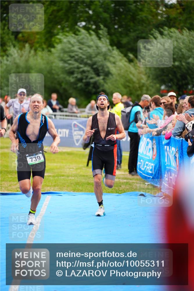 30.08.2026 - Elbe Triathlon Hamburg LAZAROV Photography http://msf.ph/oto/10055311 30.08.2026 11:02:36 Ziel 434, 552, 637, 739, 1116 meine-sportfotos.de