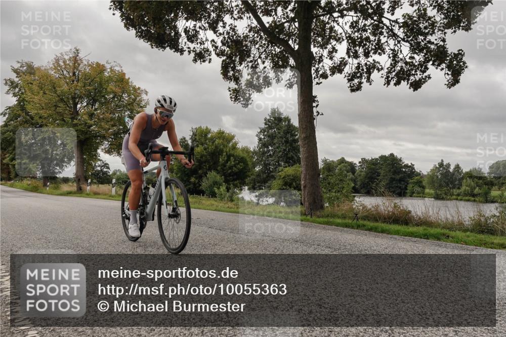30.08.2026 - Elbe Triathlon Hamburg Michael Burmester http://msf.ph/oto/10055363 30.08.2026 11:31:57 Radfahren 1550, 1560, 1561 meine-sportfotos.de