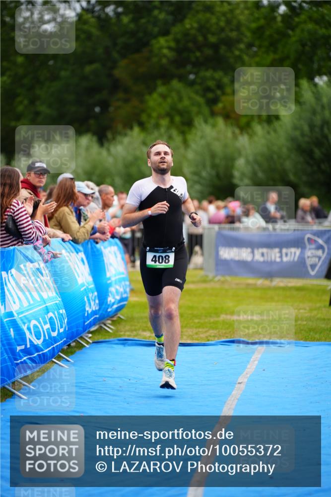 30.08.2026 - Elbe Triathlon Hamburg LAZAROV Photography http://msf.ph/oto/10055372 30.08.2026 11:03:00 Ziel 408 meine-sportfotos.de