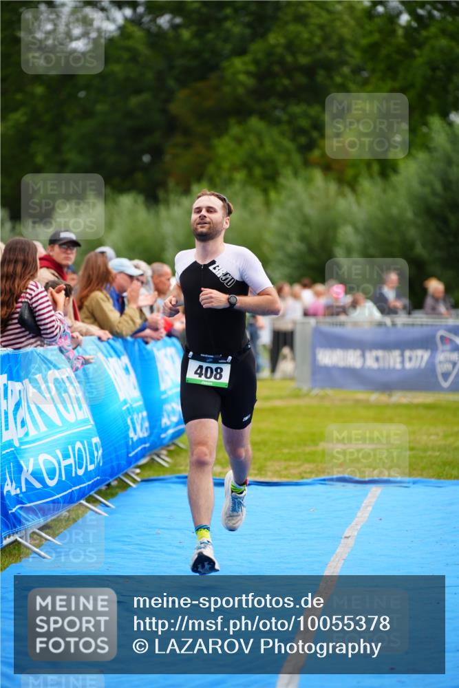 30.08.2026 - Elbe Triathlon Hamburg LAZAROV Photography http://msf.ph/oto/10055378 30.08.2026 11:03:00 Ziel 408 meine-sportfotos.de